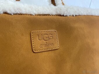 UGG X Telfar Chestnut taška - 14