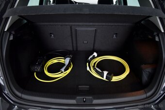 e-Golf A/T, LED, Kamera, Vyhr. čelné sklo, ACC, CCS - 14