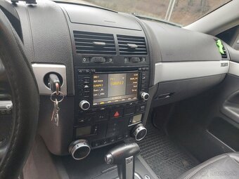 Volkswagen Touareg 3.0 V6 TDI DPF Tiptronic - 14