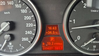 BMW X5 XDrive30d 173 kw  6AT 1.maj. kup.SR - 14