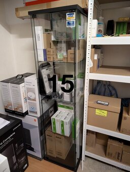 Vitrína (skrinka) a ostatný nábytok plus pútače do predajne - 14