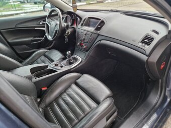 Opel Insignia ST 1.6 Turbo ECOTEC Cosmo - 14