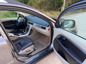 Volvo XC70 2.4D 136kW - 14