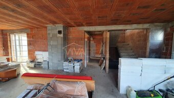 VIVAREAL PREDANÉ NOVOSTAVBA PRED DOKONČENÍM Pekný 5 izb. - 14