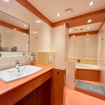 Prenájom 2-izbového bytu – Nové Mesto - 14