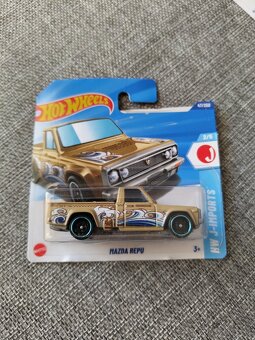 Hot Wheels autíčka - športiaky 2/2 - 14