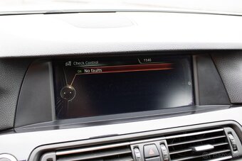 BMW Rad 5 Touring 535d 313k A/T - 14