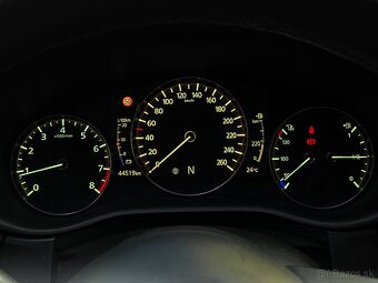 Mazda CX-30 ,2,0 benzín AUTOMAT 110Kw - 14