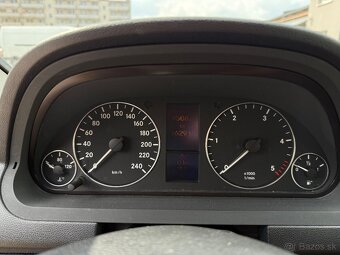 Mercedes Benz A 160 CDI - 14