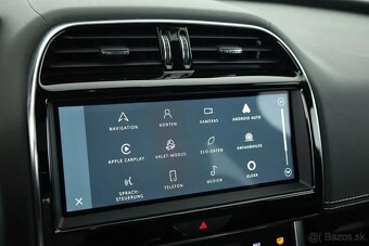 Jaguar XE - 14