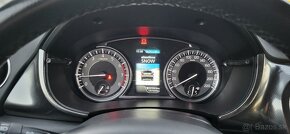 Suzuki Vitara 1.4i Hybrid 4x4 AllGrip rok 12/2020 1.majitel - 14
