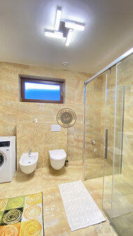 NA PREDAJ Luxusný rodinný dom v Sabinove - 14