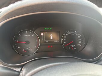 KIA Sportage 2.0 CRDi M6 AWD GT-Line - 14