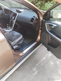 Volvo XC60 2.4D D5 AWD Summum - 14