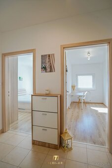 PREDAJ: 3 izbový zariadený byt, balkón, parkovanie, Rajka - 14