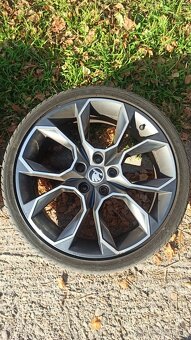 Škoda Octavia 3 RS combi 2,0 TDI 135 kw 4x4 - 14