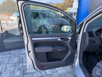 Volkswagen Touran 1.9 TDI DPF Highline 2007 262000km - 14