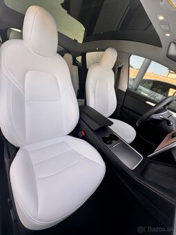 Tesla Model Y Long Range - 14
