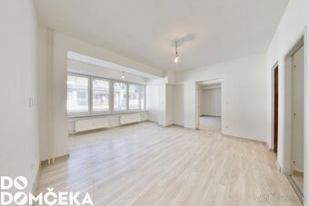 DO DOMČEKA | Bývanie s veľkorysým priestorom a vlastnou gará - 14