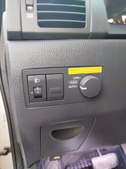 Kia Sorento Ex 2,5L crdi 103Kw automat - 14