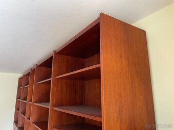 Darujem kvalitnú obývaciu stenu z dreva - 14