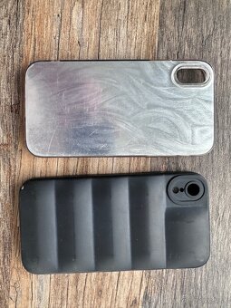 iPhone XR - čierny - 64gb - 14