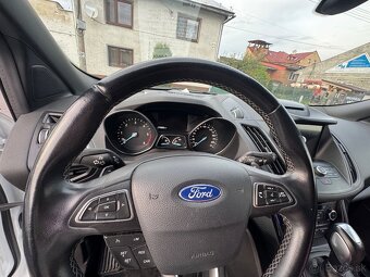 FORD KUGA 2.0 TDCI 4x4 ST-line 150PS - 14