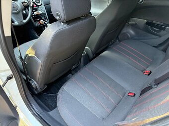 Opel Corsa 1.2 2014 manuál - 14