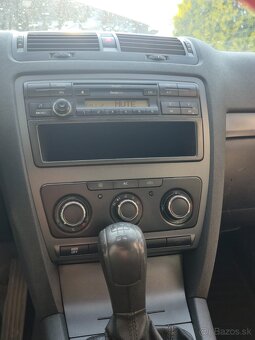Skoda Octavia 1.4MPI 2010 Facelift - 14