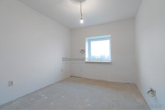 NA PREDAJ JEDNOPODLAŽNÝ 3 IZBOVÝ RODINNÝ DOM SO ZÁHRADOU | K - 14