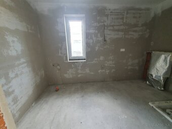 Novostavba rodinného domu v najprestížnejšej lokalite - 14