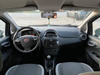 Fiat Punto 1.3 JTD 70kW r.v 2013, 189048km Bez korozie - 14