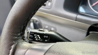 Volkswagen Touran 1.9 TDI - 14