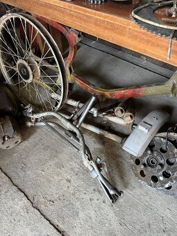 Predám pioniera a veľa nd motor kostru - 14