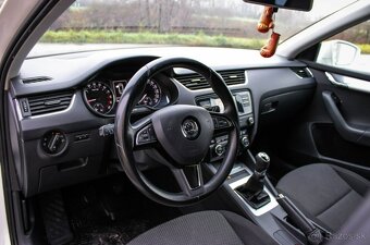 Škoda Octavia Combi 1.6 TDI 110k Active - 14