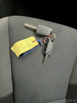 VW TOURAN 2.0TDI - PREDAJ AJ NA SPLÁTKY - 14