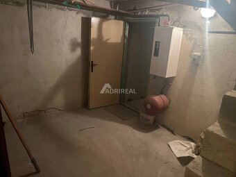 EXKLUZÍVNE PREDAJ: RD Divín; pozemok 593 m2; 125.000 € - 14