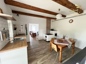 ZNÍŽENÁ CENA - Predaj usadlosti na samote v pokojnom prostr - 14