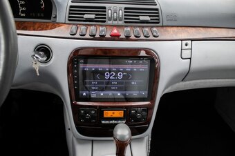 Mercedes-Benz S-triedy 500 (2000) - 14