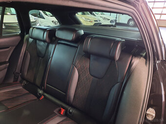 Škoda Octavia Combi 2.0 TSI RS DSG - 14