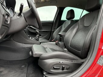 Opel Astra 1.6 CDTI TOP výbava - 14