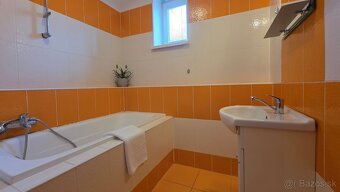 ⌂ZNÍŽENÁ CENA //Predaj rodinný dom // 578m2// Nitrianske Pra - 14