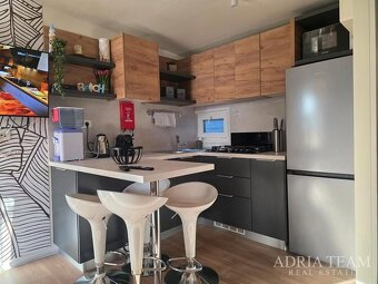 CHORVATSKO,   🌟 AKCIOVÁ CENA KOMPLETNE ZARIADENÝ MOBILNÝ D - 14