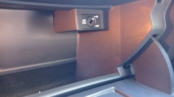 Škoda Octavia, 1,6TDi Manuál - 14