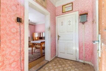 Na predaj rodinný dom s pozemkom v tichej lokalite Hloža Pod - 14