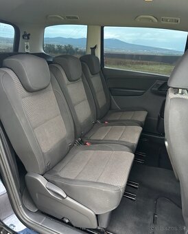 Volkswagen Sharan 2.0 CR 103kW,2011,7miest,keyless,210000km - 14