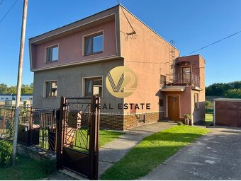 Ponúkame na Predaj - Priestranný Rodinný dom, slnečný  pozem - 14