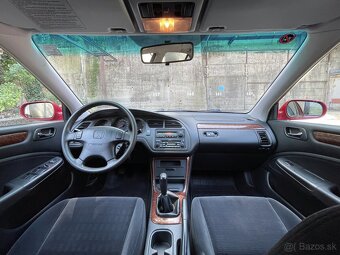 Honda Accord 1.8 Vtec - 14