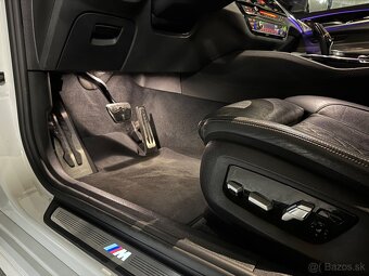 BMW Rad 6 GT 640i xDrive 250kw masáže, natáčacia náprava - 14