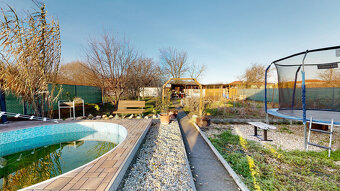 Dva domy za cenu jedného  na pozemku s výmerou 1025m2 - 14